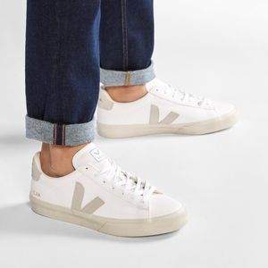 Veja Campo Extra White / Natural. Size: 37 (US Women’s 6)